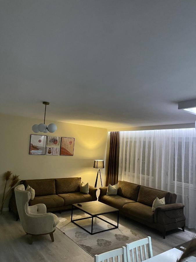 Apartment In Pristina Eksteriør billede